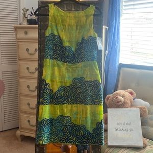 Art embroidered cotton dress it with Acetate lining size 4